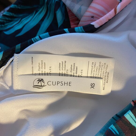 **Cupshe** Floral Ruffled High Waisted Bikini Set XS NWT - Picture 8 of 9